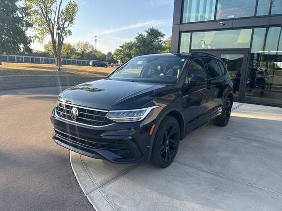 VOLKSWAGEN TIGUAN 4MOTION 2024 3VV8B7AX3RM088507 image